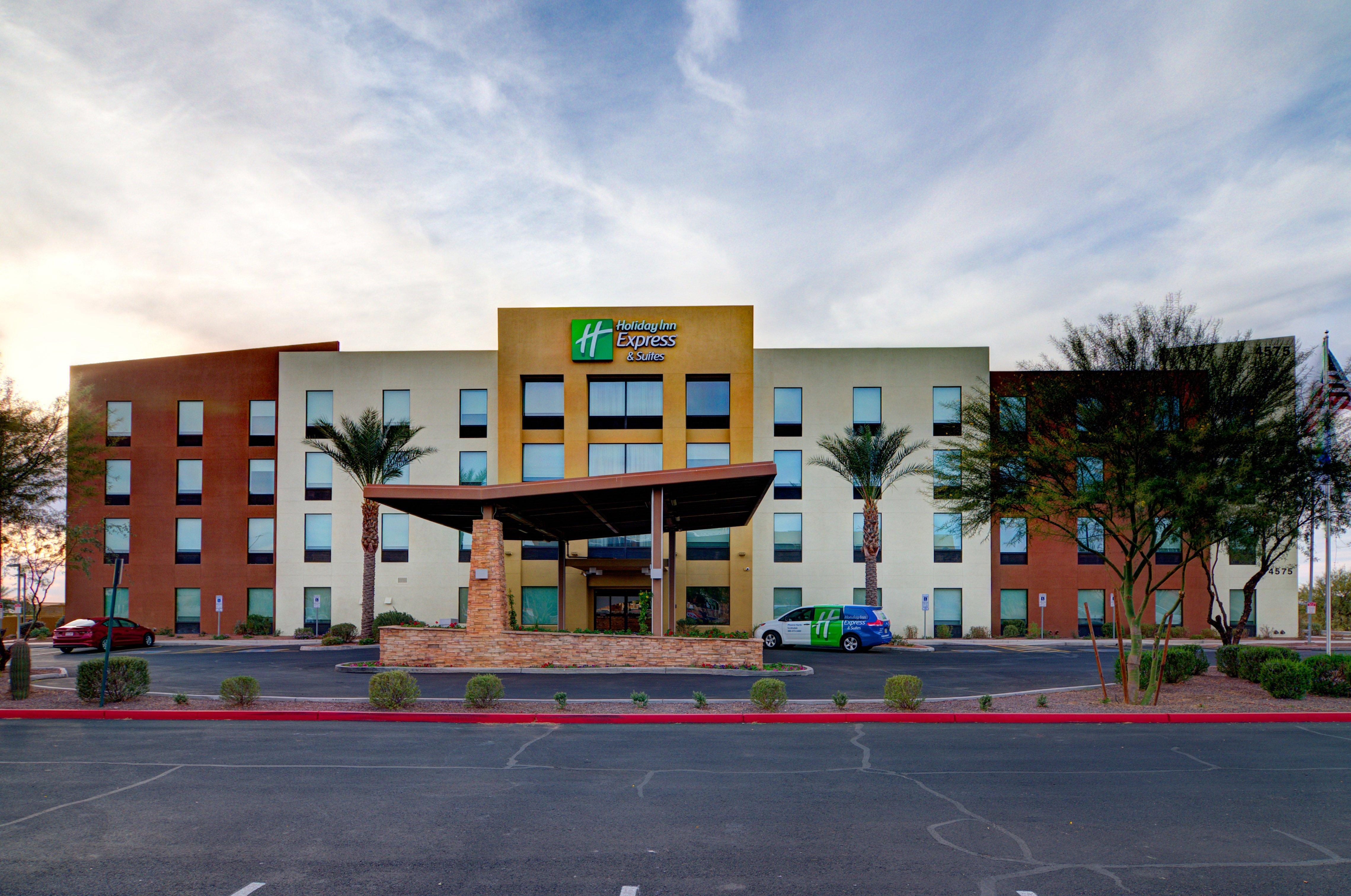 Holiday Inn Express & Suites - Phoenix North - Scottsdale By Ihg Exterior foto